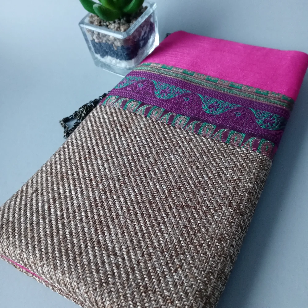 Boho Hand Bag Sunbeams  color pink canvas by India, Pre owned exelente condition